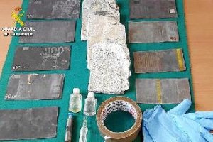 Material intervenido por la Guardia Civil.