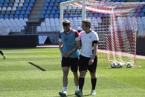 Antonio Ríos y el lesionado Fran Vélez.