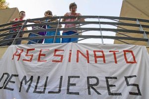 Pancarta de protesta en Almería por el crimen de Berja.