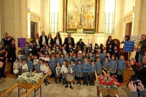 Foto de familia de todos los pequeños que participaron en la salida.