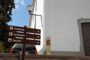 Nueva señalización en el casco histórico de Serón.