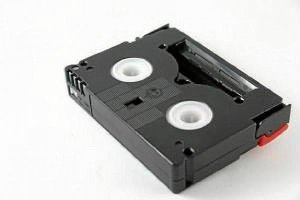 La cinta ahora no es tan importante como un buen centro al área para dar un gol al Almería.