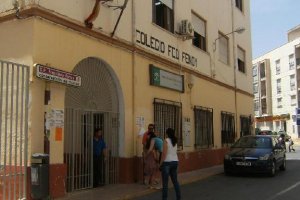 Fotografía de archivo de la fachada del colegio Francisco Fenoy.