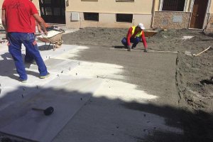 Trabajos en la Plaza de la Constitución de Macael