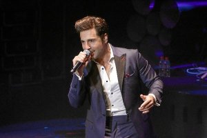 David Bustamante durante su concierto en Almería.