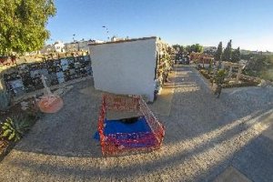 Fosa abierta en el cementerio de San José  de Almería 