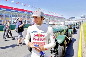 Carlos Sainz, antes de la carrera. 