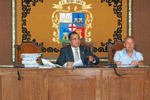 Imagen de archivo de un Pleno del Ayuntamiento de Garrucha.
