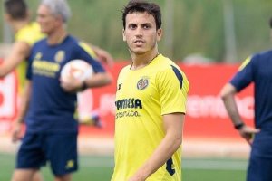 Espinosa pertenece al Villarreal.
