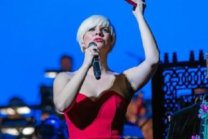 Artistas de primer nivel como Pasión Vega componen la programación.