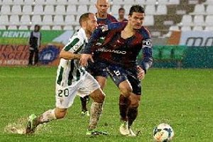 Juanlu reclama al Córdoba una importante cantidad.