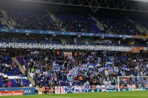 Afición del Espanyol en el Power8.