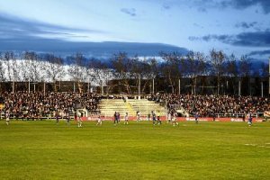 El fondo de Vallecas ofrecía este aspecto en la tarde del pasado sábado.