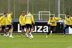 La plantilla del Depor sigue preparando el partido de Almería.