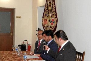 Presentación con Enrique Marín, Manuel López Jerez y José Manzano.