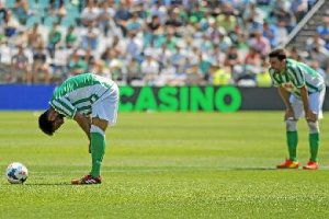 El Betis tuvo que bajar la cabeza y bajar a Segunda la pasada temporada.