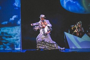 Anabel Veloso estrena montaje en el marco de esta iniciativa.