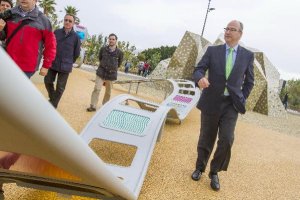 El día que el alcalde inauguró el Parque de las Familias.