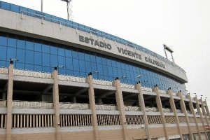 El Vicente Calderón ha dado dos puntos al Almería a lo largo de la historia.