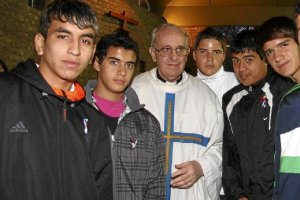 Corra ya recibió la confirmación del ahora Santo Padre.