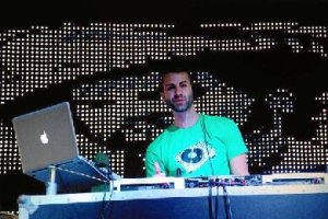 A. Torres es dj residente en un local de El Ejido.