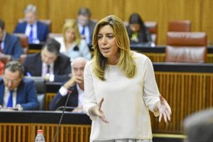 La presidente Susana Díaz en el Parlamento Andaluz