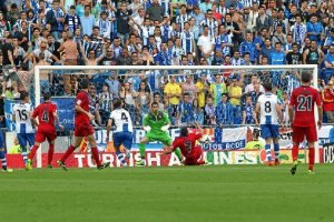 La Liga sigue apostando por un fútbol limpio.