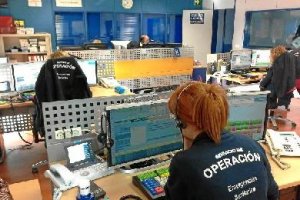 Sala de coordinación del 061 ubicada en la sexta planta de la Bola Azul.