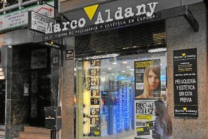 Franquicia de peluquería en el Paseo de Almería