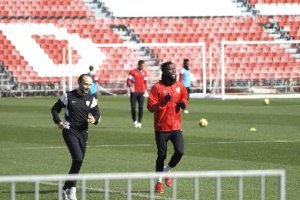 Jonathan hizo carrera continua con Enrique Portaz.