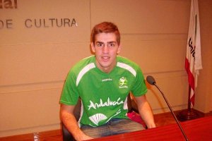 Almansa habla de la Liga como escenario ideal para recuperar la moral.