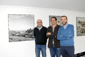 Visita institucional a la exposición ayer viernes. 