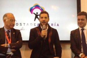 Bisbal esta mañana en el stand de la Diputación.