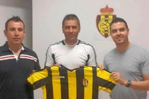 Jose Sevilla en su etapa de entrenador del Berja.