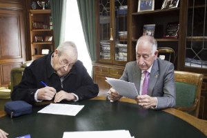 Firma del acuerdo para los trabajos