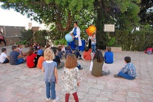 Actividad de animación infantil en la Alcazaba.