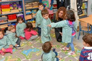 Díaz, esta mañana en un colegio de Jerez.