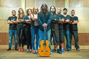 Paco Luque (tercero por la dcha.), con Fausto Taranto (Foto: Fran Ortiz).