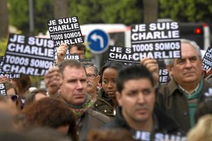 Concentración de apoyo a Charlie Hebdo en Almería