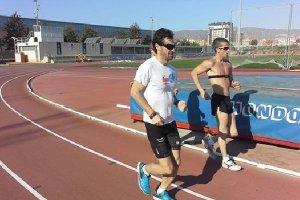 Entrenando en el campo Anexo.