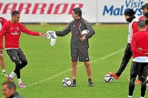 El Sevilla juega hoy la Copa pero la mente está en la Liga.