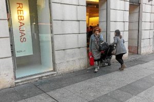 Las rebajas tiran del empleo en la provincia