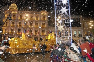 Nevada en la Puerta de Purchena al paso de los Magos.