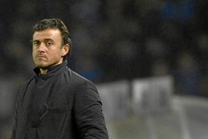 Luis Enrique empieza a tener muy oscuro su entorno.
