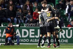 El Málaga viene de ganar al Elche.