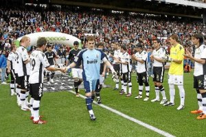 En Valencia ya saben hacer el pasillo al Real Madrid.