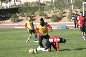 Thievy entrenando en el Anexo.