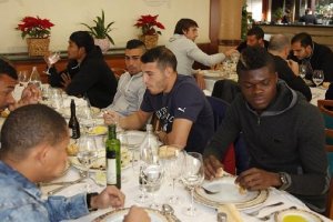 Comida de este lunes en el Club de Mar.