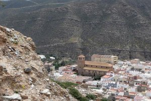 La mujer despareció de Tabernas el sábado.