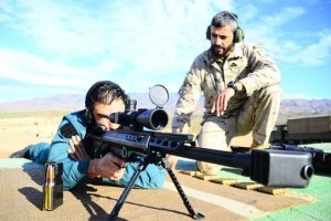 Ejercicio de adiestramiento para tiradores selectos en Viator (Brileg)